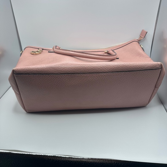 Authentic Gucci Dollar Crossbody - Picture 9 of 11